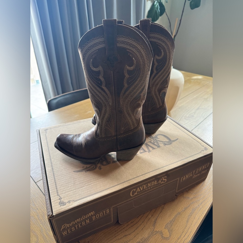 Women’s Lively Western Ariat Boots